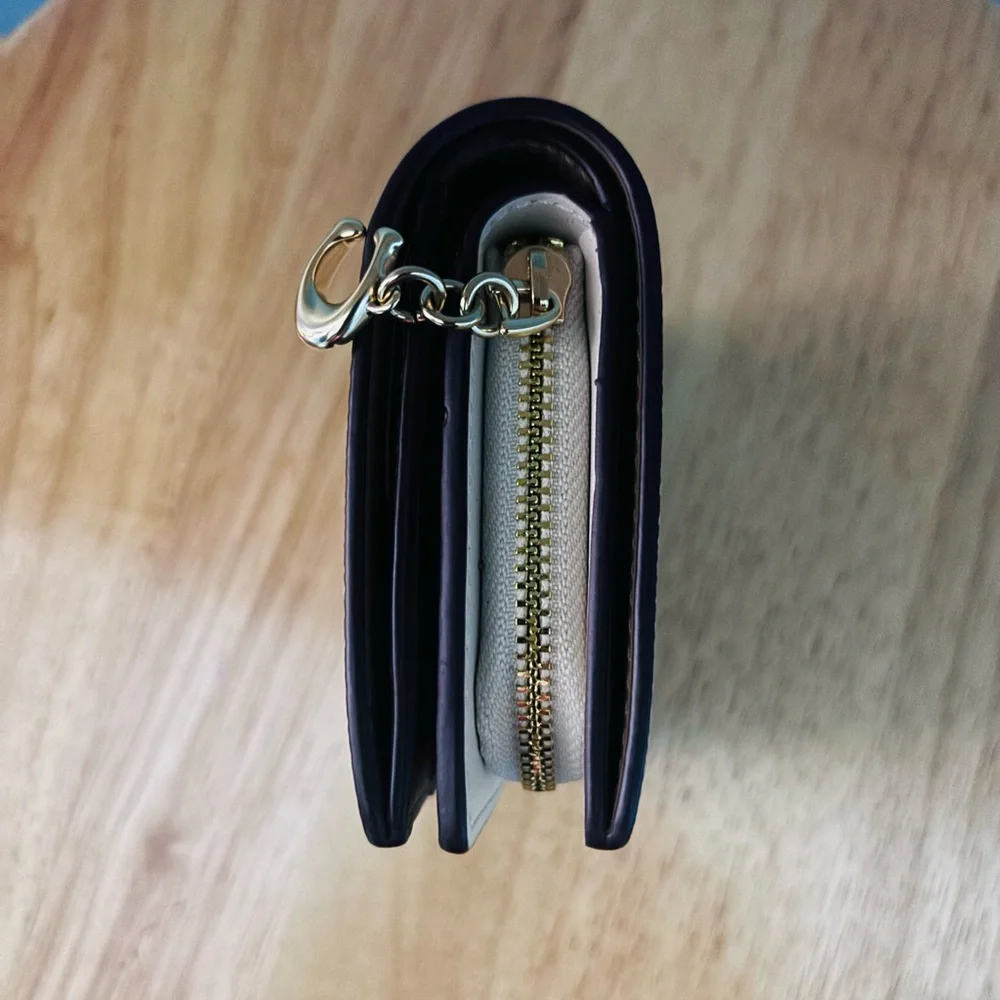 Coach NWT Bifold Snap Wallet - Picture 4 of 7